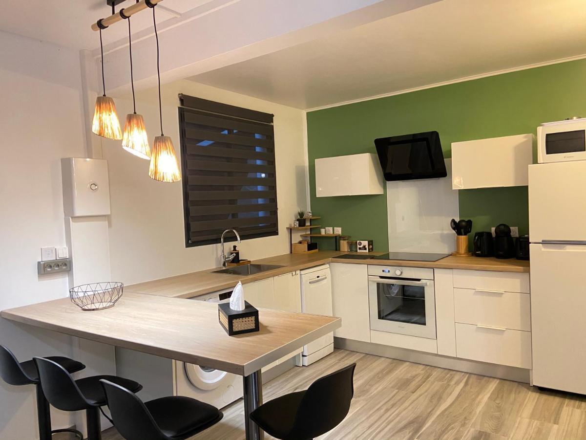 Ti Karet - Charmant Logement Avec Jacuzzi Et Vue Mer Тер-де-О Экстерьер фото
